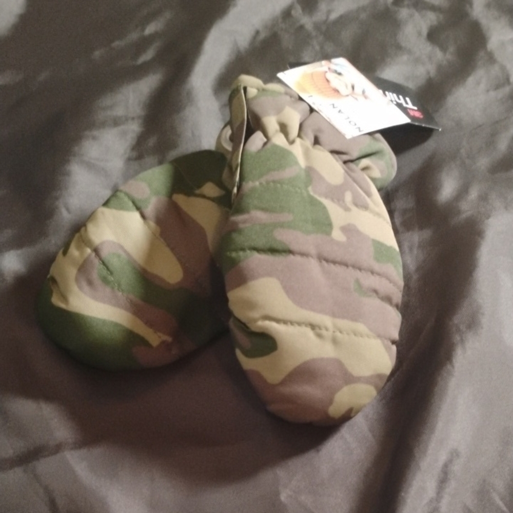 Nolan Boys Green and Brown Camouflage Mittens